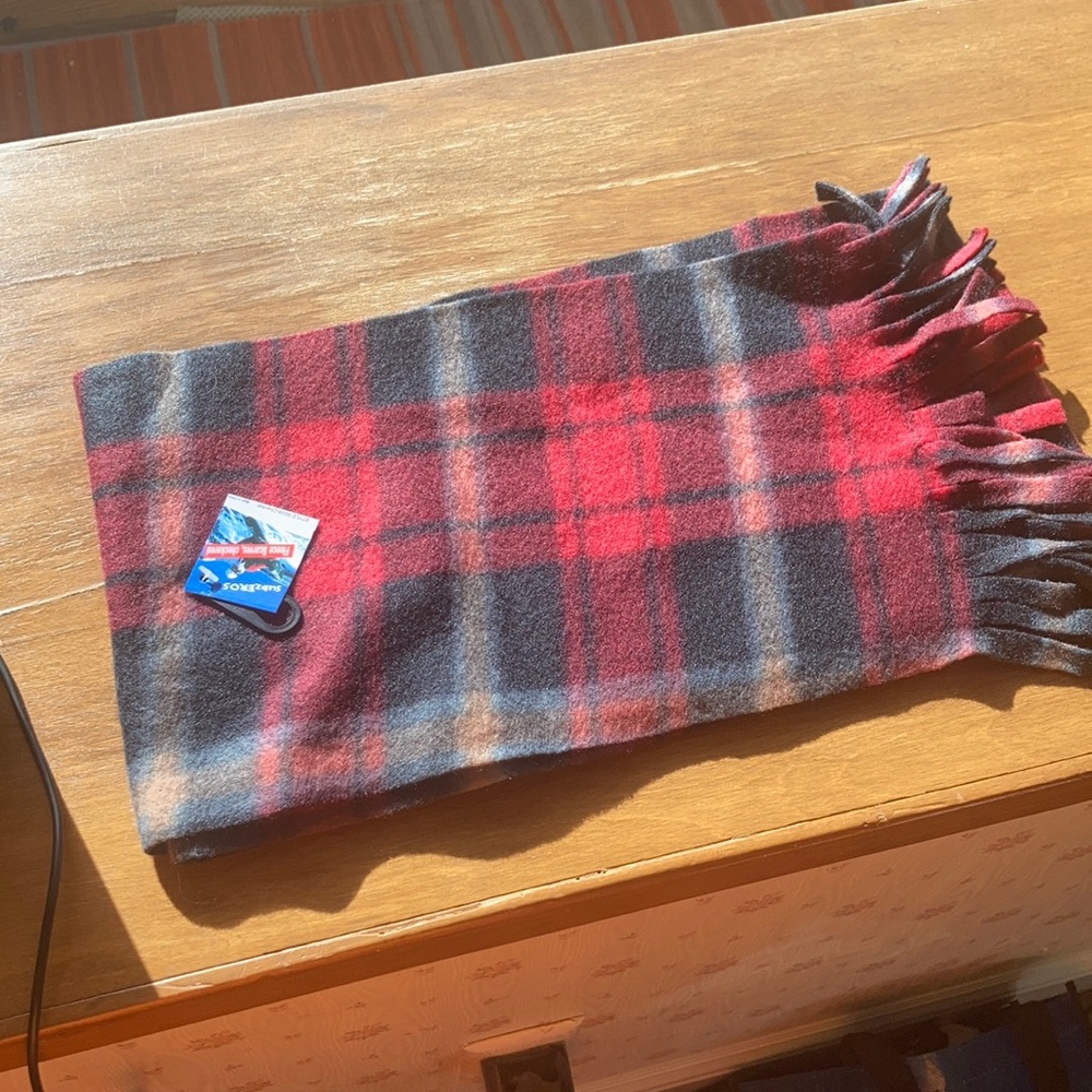 Subzero Brand New Scarves